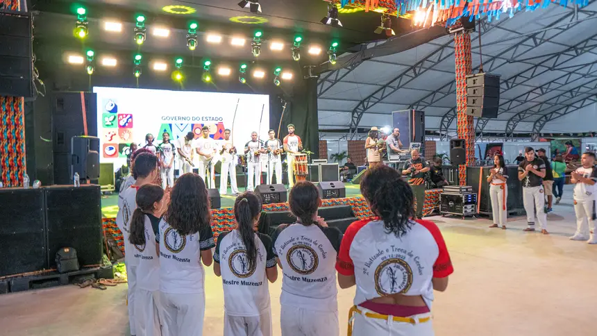  <div class='credito_fotos'>Foto: Arthur Alves / SECOM GEA   |   <a href='/midias/2025/originais/20250831213148-GF00016459-F00203188.webp' download><i class='fa-solid fa-download'></i> Download</a></div>