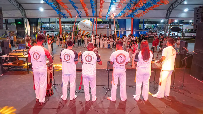  <div class='credito_fotos'>Foto: Arthur Alves / SECOM GEA   |   <a href='/midias/2025/originais/20250831213246-GF00016459-F00203202.webp' download><i class='fa-solid fa-download'></i> Download</a></div>