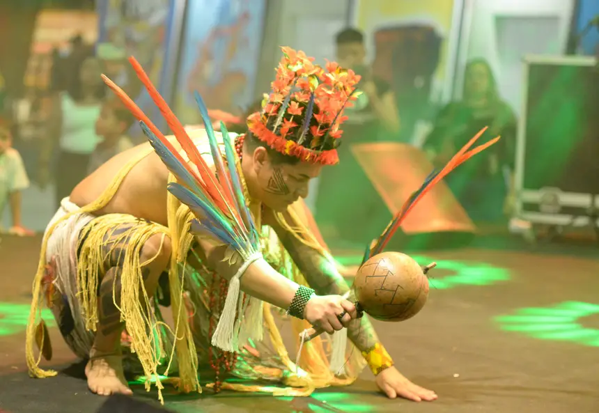 Espaço recebe grupos de capoeira, batuque, marabaixo e dos povos originários durante os nove dias de programação