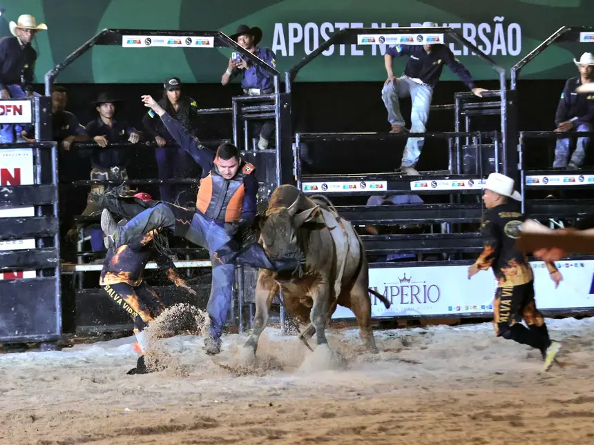  <div class='credito_fotos'>Foto: Jorge Júnior/GEA   |   <a href='/midias/2025/originais/20250902001844-GF00016468-F00203461.webp' download><i class='fa-solid fa-download'></i> Download</a></div>