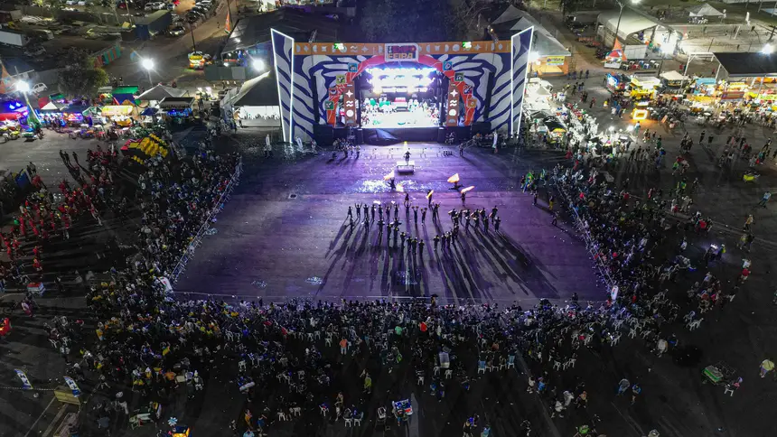 default <div class='credito_fotos'>Foto: Arthur Alves / SECOM GEA   |   <a href='/midias/2025/originais/20250903223635-GF00016483-F00203851.webp' download><i class='fa-solid fa-download'></i> Download</a></div>