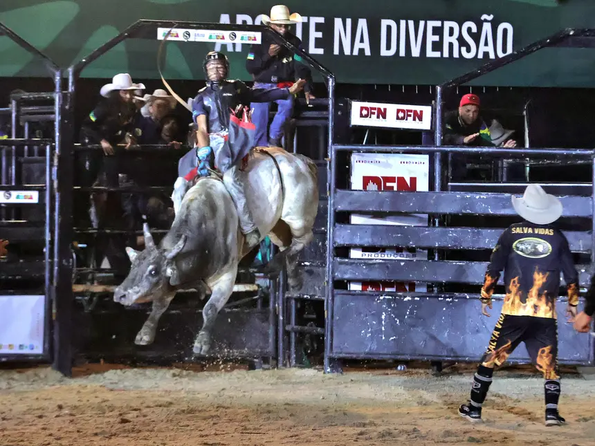  <div class='credito_fotos'>Foto: Jorge Júnior/GEA   |   <a href='/midias/2025/originais/20250905184750-GF00016494-F00204102.webp' download><i class='fa-solid fa-download'></i> Download</a></div>