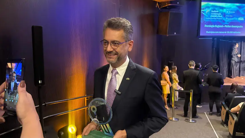  <div class='credito_fotos'>Foto: João Paulo Gonçalves / SECOM GEA   |   <a href='/midias/2025/originais/20250916115231-GF00016533-F00205296.webp' download><i class='fa-solid fa-download'></i> Download</a></div>