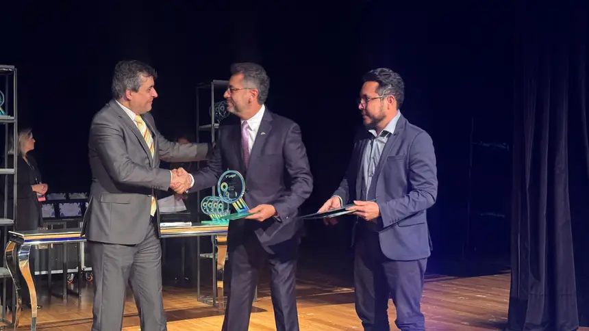  <div class='credito_fotos'>Foto: João Paulo Gonçalves / SECOM GEA   |   <a href='/midias/2025/originais/20250916115233-GF00016533-F00205297.webp' download><i class='fa-solid fa-download'></i> Download</a></div>