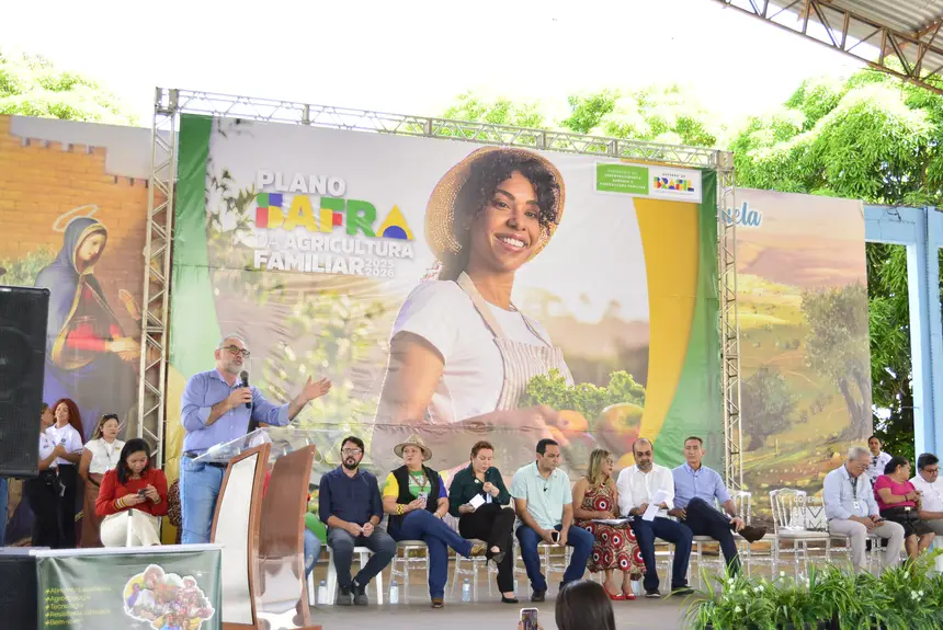  <div class='credito_fotos'>Foto: Maksuel Martins/GEA   |   <a href='/midias/2025/originais/20251010135848-GF00016597-F00207409.webp' download><i class='fa-solid fa-download'></i> Download</a></div>