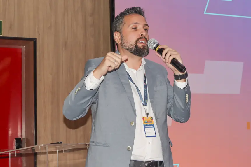  <div class='credito_fotos'>Foto: Adriano Monteiro/GEA   |   <a href='/midias/2025/originais/20251021134946-GF00016618-F00207937.webp' download><i class='fa-solid fa-download'></i> Download</a></div>