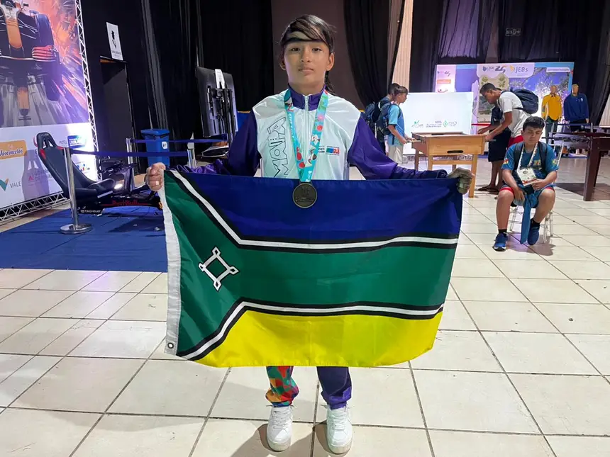 Estudante-Atleta Maria Eduarda