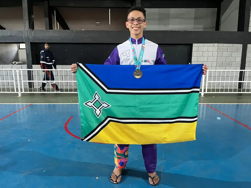 Estudante-Atleta Lucas Santos