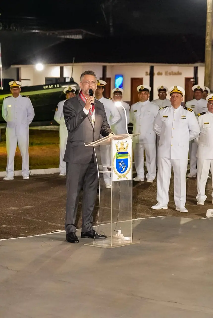  <div class='credito_fotos'>Foto: Jessé Matos/Agência Grito   |   <a href='/midias/2025/originais/20251023084522-GF00016622-F00208058.webp' download><i class='fa-solid fa-download'></i> Download</a></div>