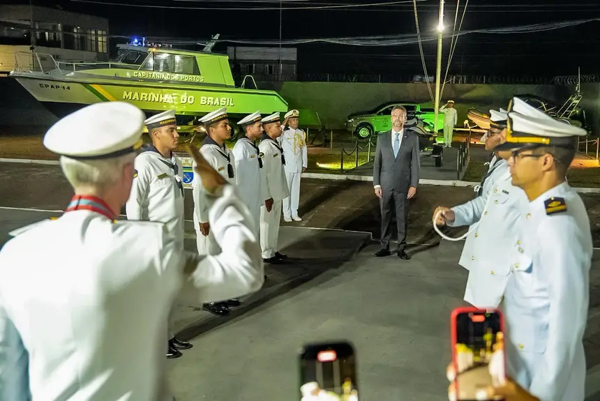  <div class='credito_fotos'>Foto: Jessé Matos/Agência Grito   |   <a href='/midias/2025/originais/20251023084527-GF00016622-F00208062.webp' download><i class='fa-solid fa-download'></i> Download</a></div>