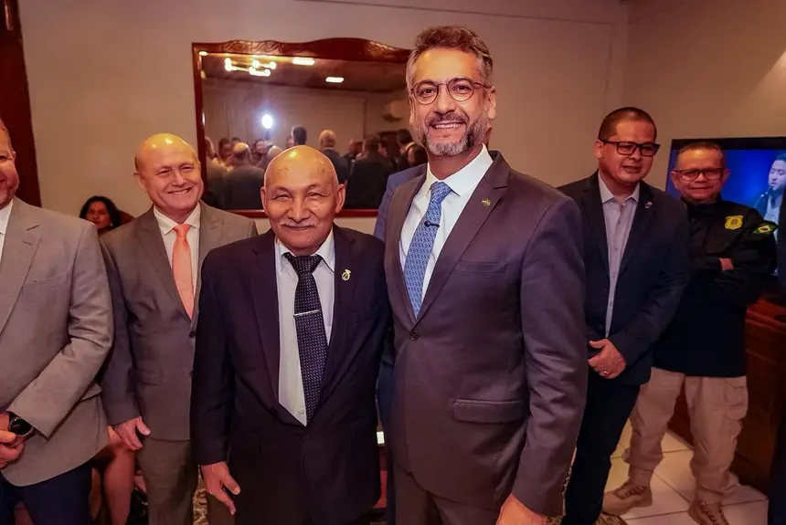  <div class='credito_fotos'>Foto: Jessé Matos/Agência Grito   |   <a href='/midias/2025/originais/20251023084537-GF00016622-F00208071.webp' download><i class='fa-solid fa-download'></i> Download</a></div>