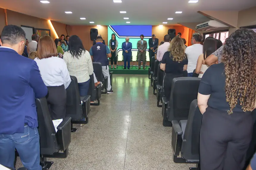  <div class='credito_fotos'>Foto: Adriano Monteiro/GEA   |   <a href='/midias/2025/originais/20251024081238-GF00016624-F00208103.webp' download><i class='fa-solid fa-download'></i> Download</a></div>