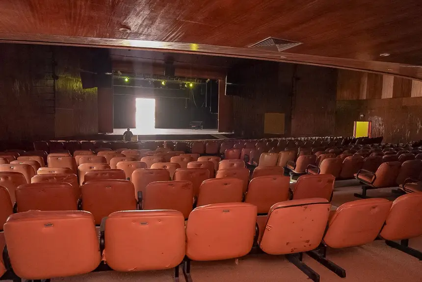  <div class='credito_fotos'>Foto: Jessé Matos/Agência Grito   |   <a href='/midias/2025/originais/20251028102909-GF00016628-F00208198.webp' download><i class='fa-solid fa-download'></i> Download</a></div>