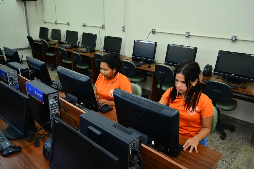  <div class='credito_fotos'>Foto: Maksuel Martins/GEA   |   <a href='/midias/2025/originais/20251103160001-GF00016642-F00208480.webp' download><i class='fa-solid fa-download'></i> Download</a></div>