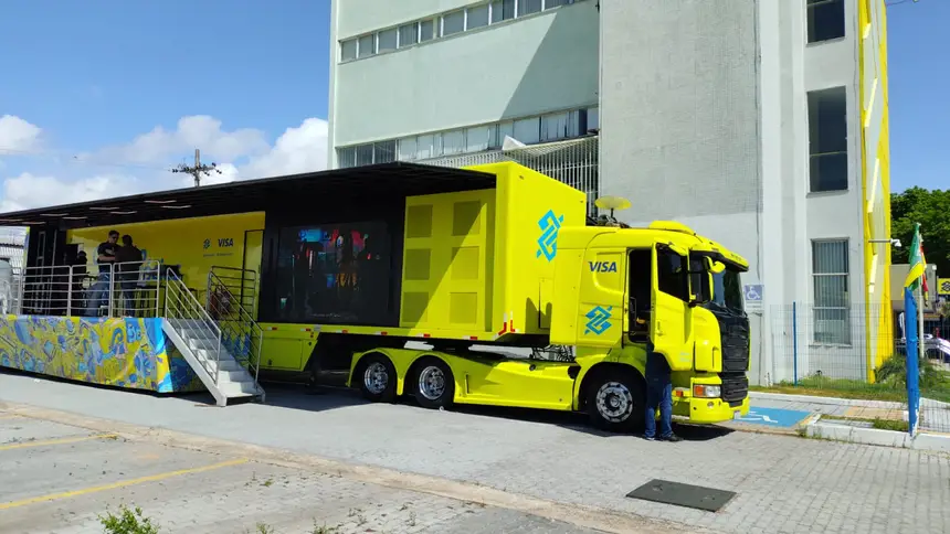 A ação busca facilitar o acesso dos servidores a condições diferenciadas de crédito e orientação financeira,