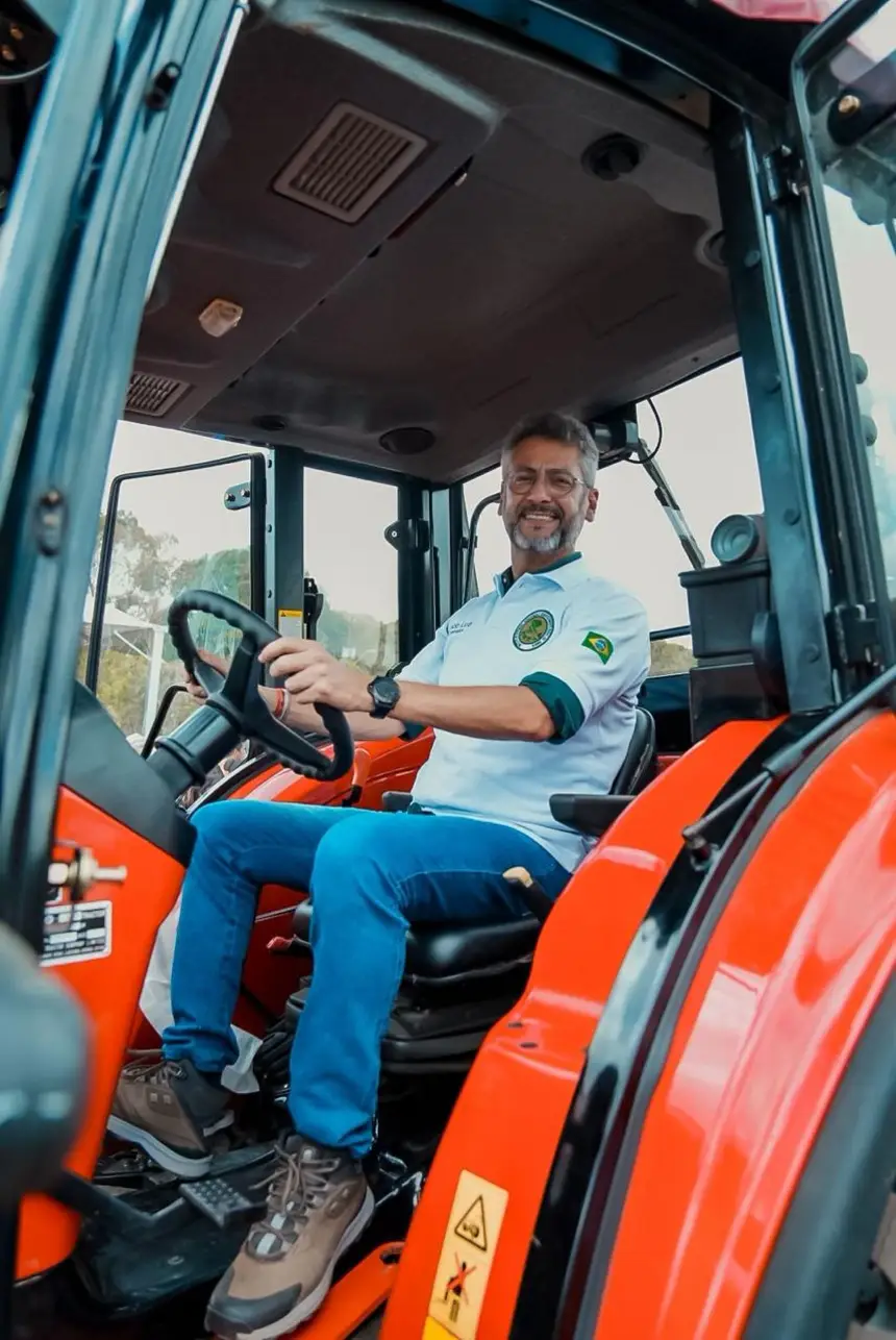  <div class='credito_fotos'>Foto: Jessé Matos/Agência Grito   |   <a href='/midias/2025/originais/20251106114104-GF00016648-F00208595.webp' download><i class='fa-solid fa-download'></i> Download</a></div>