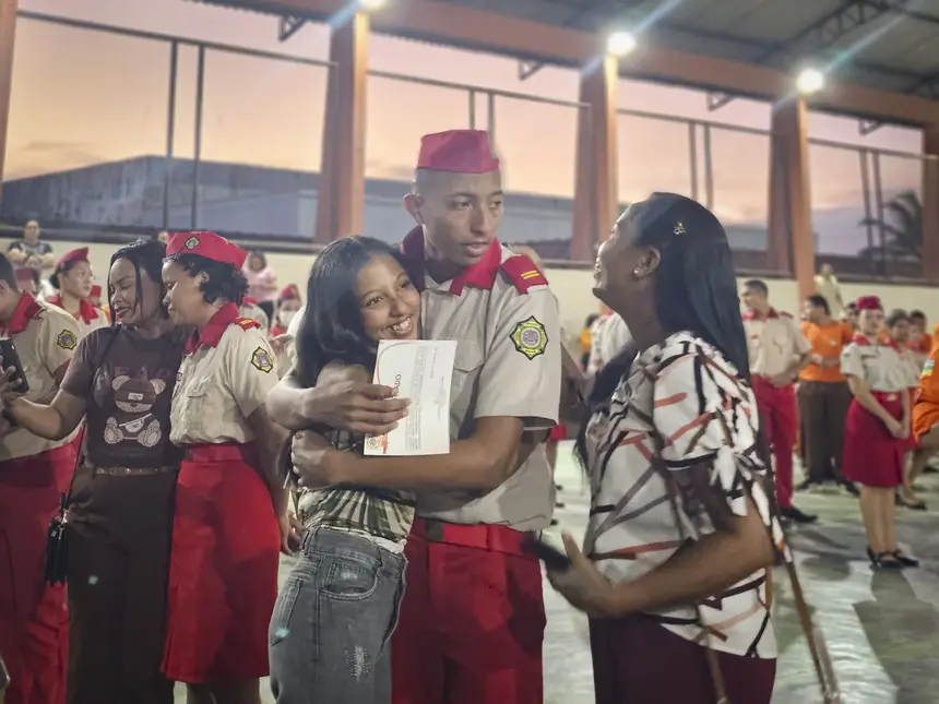 O momento foi de emoção para os alunos premiados e seus familiares que estavam presentes na programação 