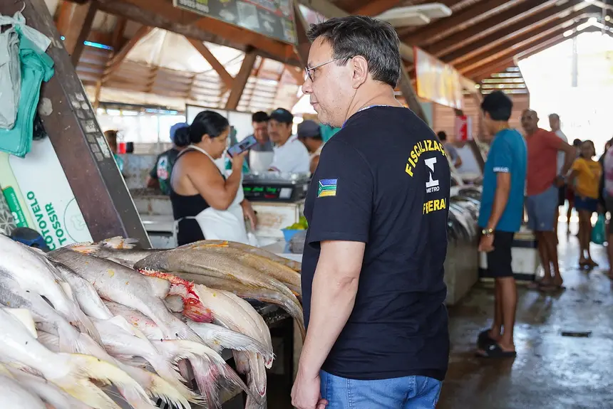 Fiscalização na feira do pescado