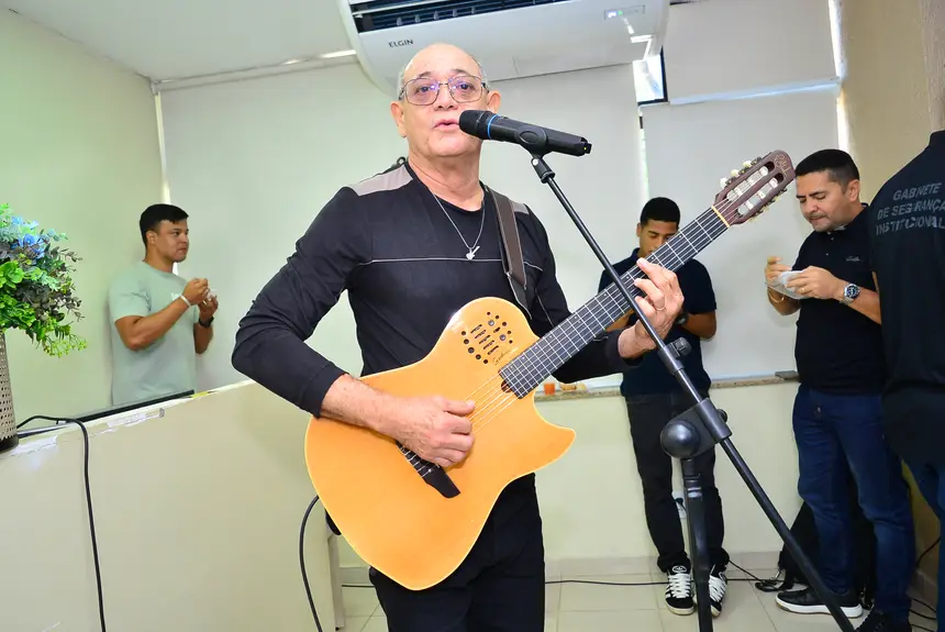  <div class='credito_fotos'>Foto: Maksuel Martins/GEA   |   <a href='/midias/2025/originais/20251118140001-GF00016700-F00209847.webp' download><i class='fa-solid fa-download'></i> Download</a></div>