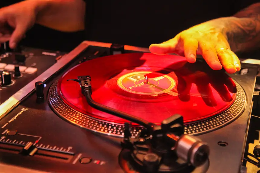  <div class='credito_fotos'>Foto: Gabriel Penha/Fundação Marabaixo   |   <a href='/midias/2025/originais/20251118161635-GF00016701-F00209886.webp' download><i class='fa-solid fa-download'></i> Download</a></div>