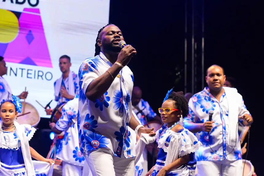 Grupos de batuque e marabaixo proporcionaram um espetáculo que encantou o público presente