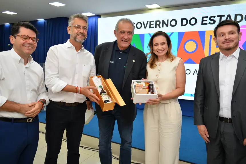  <div class='credito_fotos'>Foto: Maksuel Martins/GEA   |   <a href='/midias/2025/originais/20251124104737-GF00016716-F00210236.webp' download><i class='fa-solid fa-download'></i> Download</a></div>