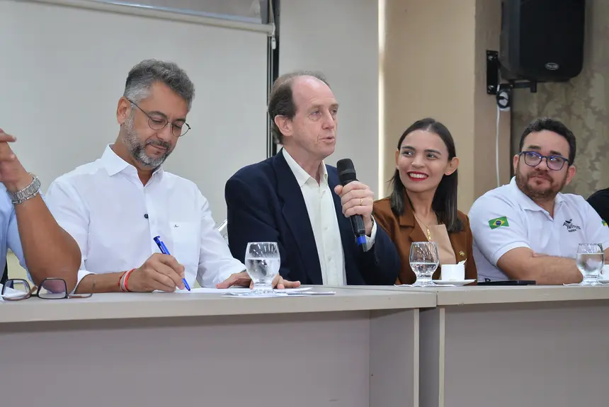  <div class='credito_fotos'>Foto: Maksuel Martins/GEA   |   <a href='/midias/2025/originais/20251124105156-GF00016717-F00210252.webp' download><i class='fa-solid fa-download'></i> Download</a></div>