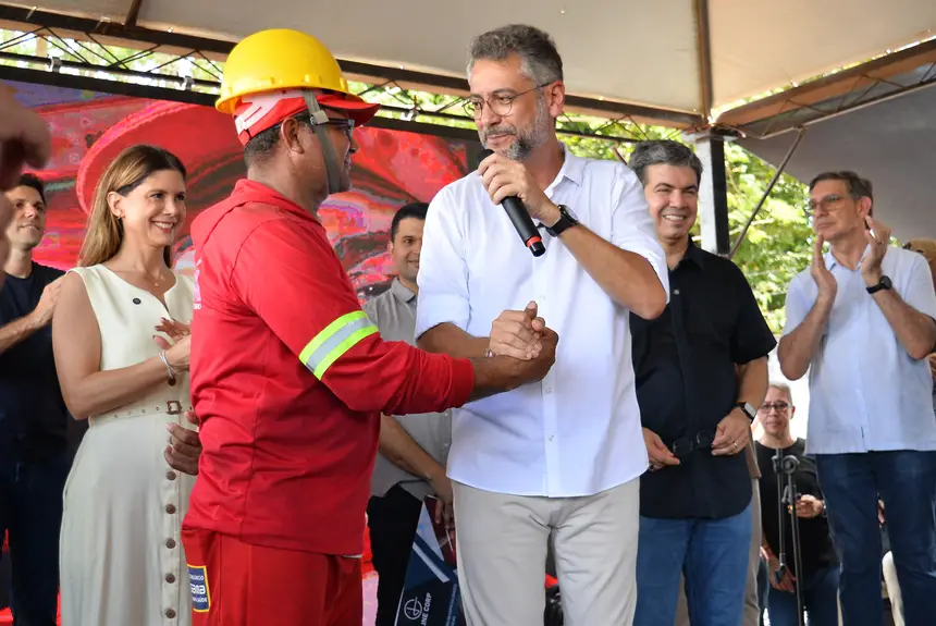  <div class='credito_fotos'>Foto: Maksuel Martins/GEA   |   <a href='/midias/2025/originais/20251124105510-GF00016718-F00210293.webp' download><i class='fa-solid fa-download'></i> Download</a></div>