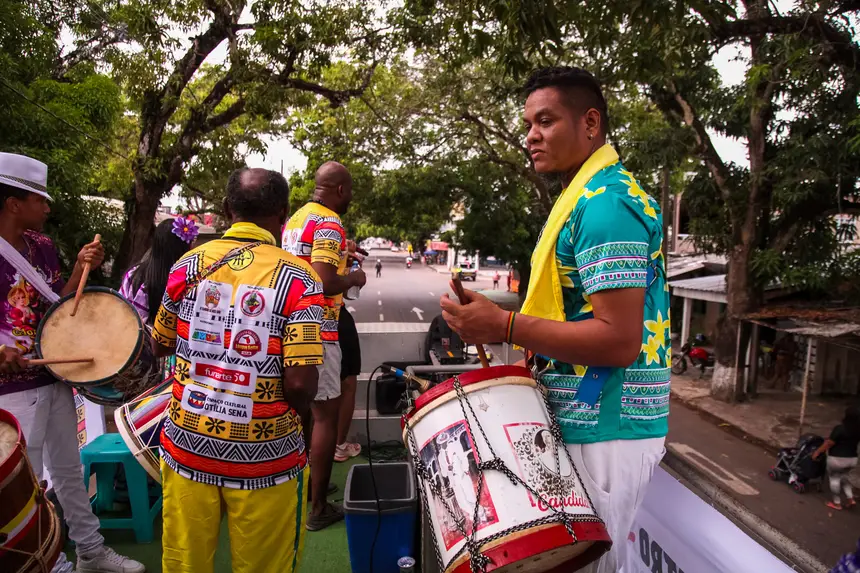  <div class='credito_fotos'>Foto: Gabriel Penha/Fundação Marabaixo   |   <a href='/midias/2025/originais/20251124112139-GF00016719-F00210326.webp' download><i class='fa-solid fa-download'></i> Download</a></div>