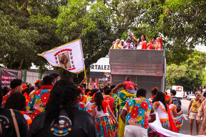  <div class='credito_fotos'>Foto: Gabriel Penha/Fundação Marabaixo   |   <a href='/midias/2025/originais/20251124112147-GF00016719-F00210332.webp' download><i class='fa-solid fa-download'></i> Download</a></div>