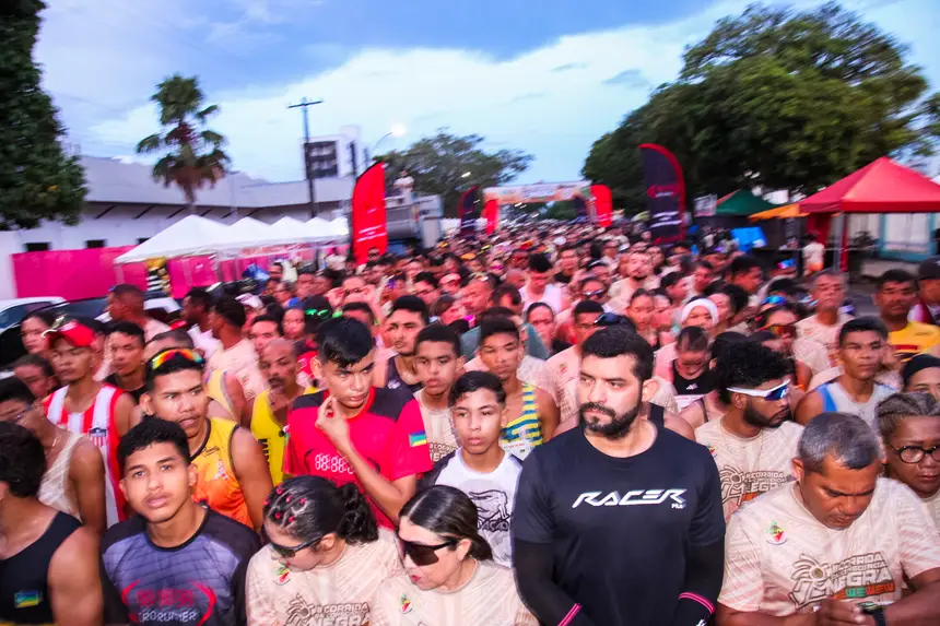  <div class='credito_fotos'>Foto: Gabriel Penha/Fundação Marabaixo   |   <a href='/midias/2025/originais/20251124112348-GF00016720-F00210360.webp' download><i class='fa-solid fa-download'></i> Download</a></div>