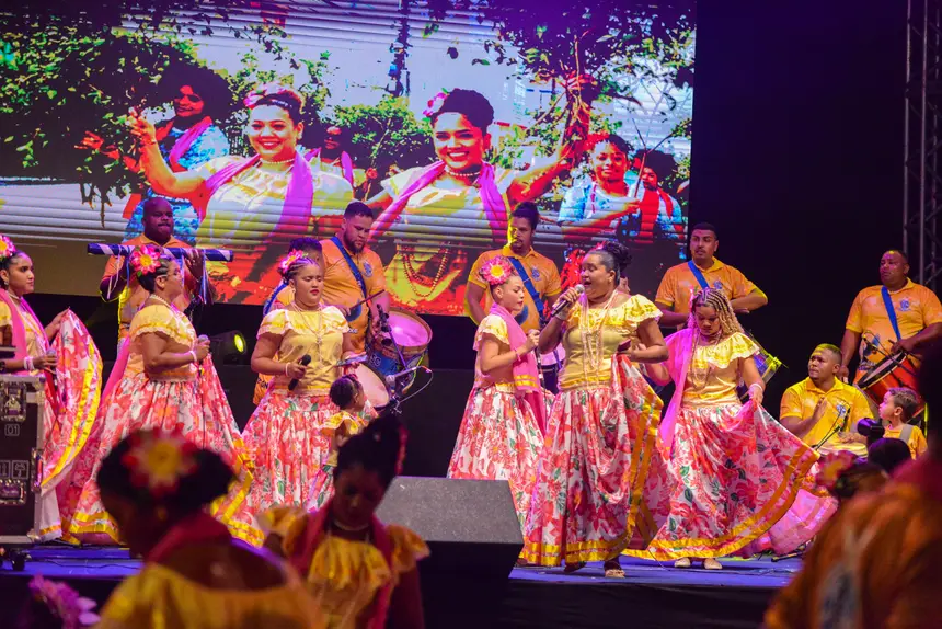  <div class='credito_fotos'>Foto: Gabriel Penha/Fundação Marabaixo   |   <a href='/midias/2025/originais/20251124140619-GF00016722-F00210461.webp' download><i class='fa-solid fa-download'></i> Download</a></div>