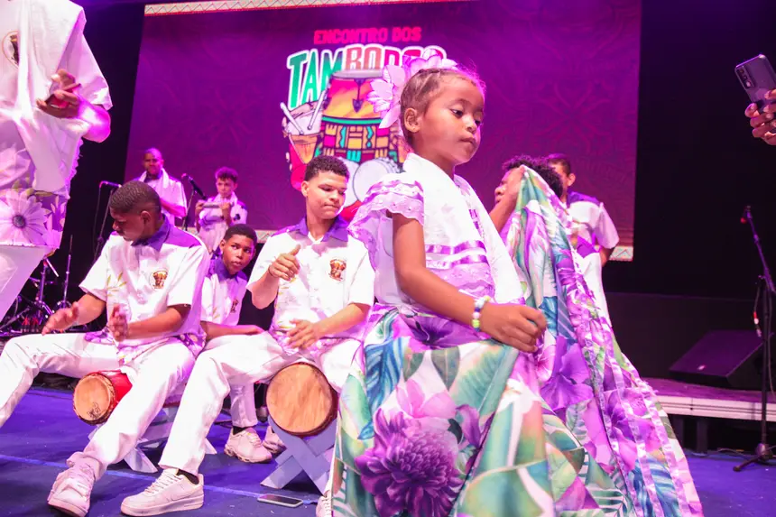  <div class='credito_fotos'>Foto: Gabriel Penha/Fundação Marabaixo   |   <a href='/midias/2025/originais/20251124140807-GF00016722-F00210545.webp' download><i class='fa-solid fa-download'></i> Download</a></div>