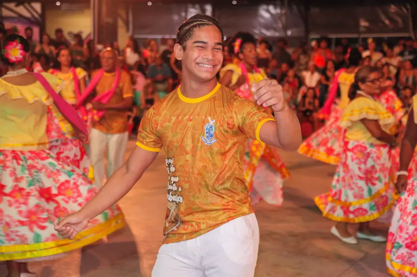  <div class='credito_fotos'>Foto: Gabriel Penha/Fundação Marabaixo   |   <a href='/midias/2025/originais/20251124140844-GF00016722-F00210573.webp' download><i class='fa-solid fa-download'></i> Download</a></div>