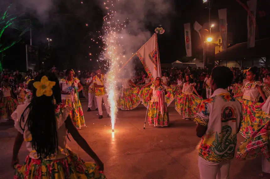  <div class='credito_fotos'>Foto: Gabriel Penha/Fundação Marabaixo   |   <a href='/midias/2025/originais/20251124140858-GF00016722-F00210583.webp' download><i class='fa-solid fa-download'></i> Download</a></div>