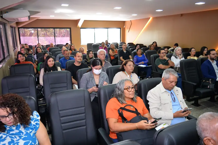  <div class='credito_fotos'>Foto: Maksuel Martins/GEA   |   <a href='/midias/2025/originais/20251125110339-GF00016723-F00210596.webp' download><i class='fa-solid fa-download'></i> Download</a></div>