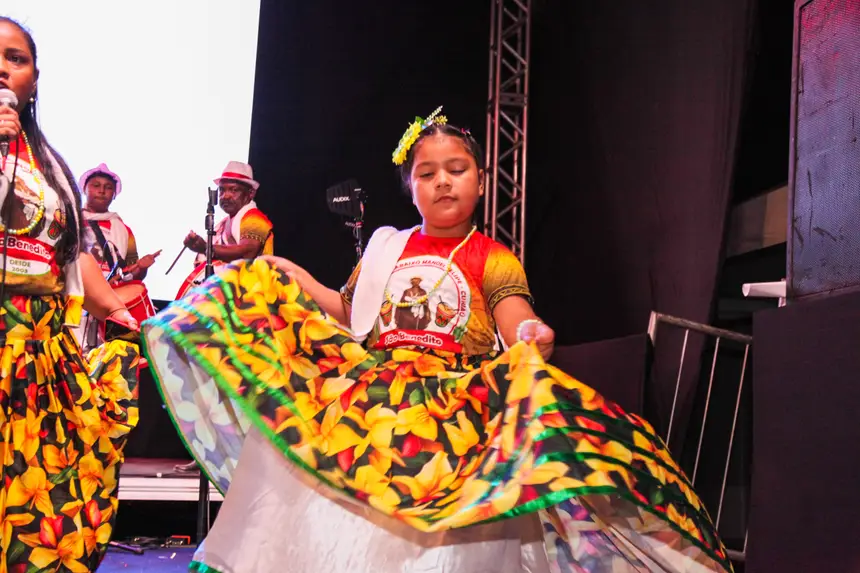  <div class='credito_fotos'>Foto: Gabriel Penha/Fundação Marabaixo   |   <a href='/midias/2025/originais/20251126094633-GF00016724-F00210710.webp' download><i class='fa-solid fa-download'></i> Download</a></div>