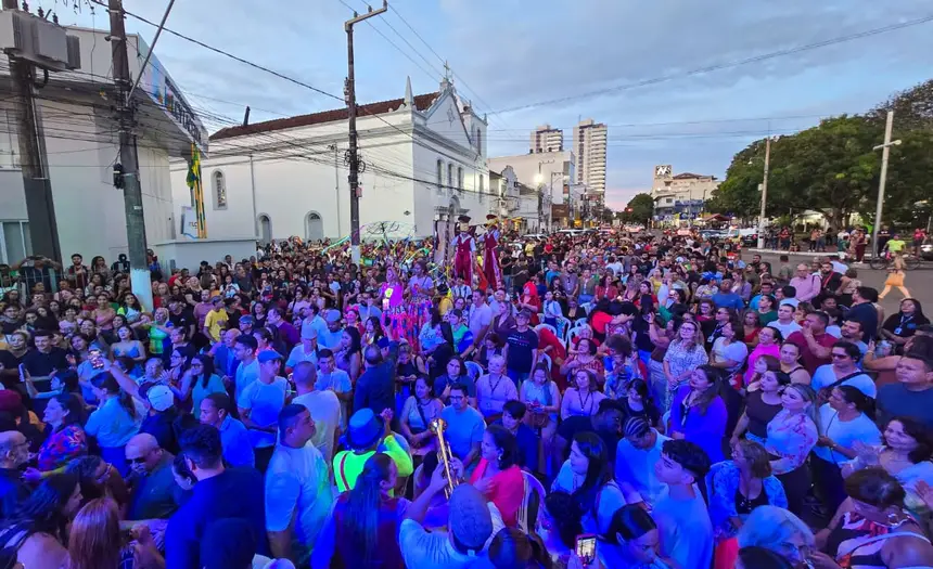  <div class='credito_fotos'>Foto: Max Renê/GEA   |   <a href='/midias/2025/originais/20251127101041-GF00016735-F00210985.webp' download><i class='fa-solid fa-download'></i> Download</a></div>