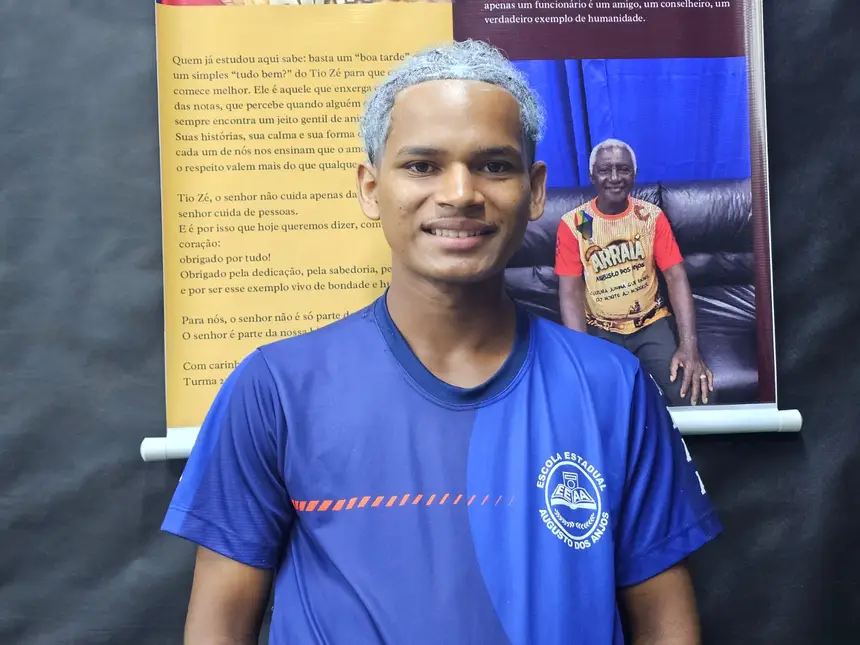 O aluno João Paulo, que está representando o Seu Zé