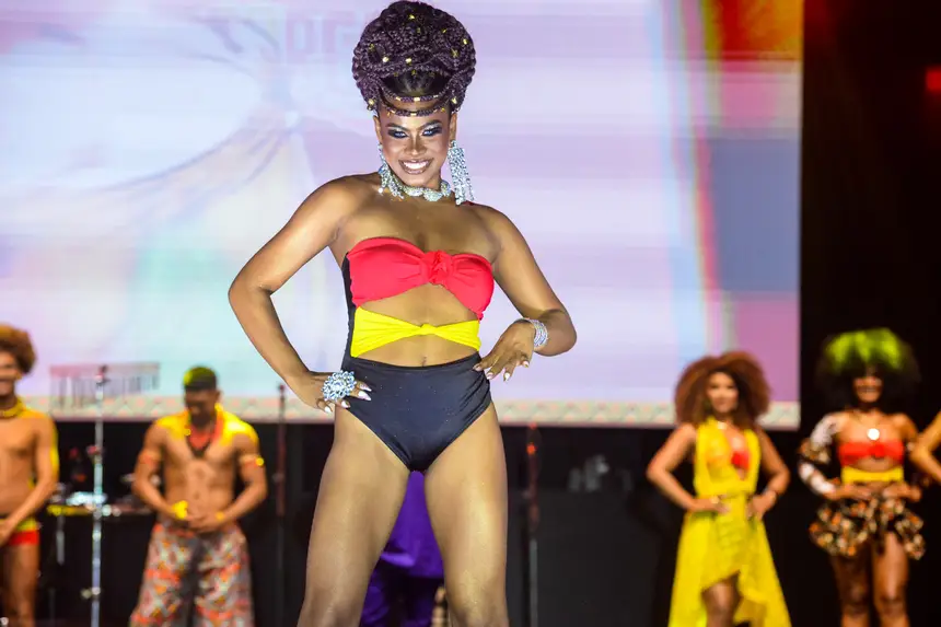  <div class='credito_fotos'>Foto: Gabriel Penha/Fundação Marabaixo   |   <a href='/midias/2025/originais/20251128150445-GF00016739-F00211115.webp' download><i class='fa-solid fa-download'></i> Download</a></div>