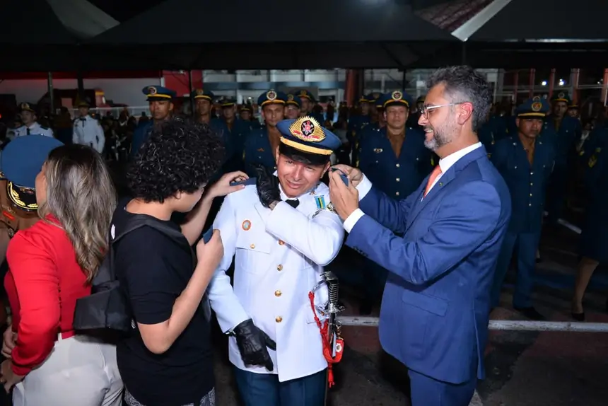  <div class='credito_fotos'>Foto: Maksuel Martins/GEA   |   <a href='/midias/2025/originais/20251201082814-GF00016742-F00211321.webp' download><i class='fa-solid fa-download'></i> Download</a></div>