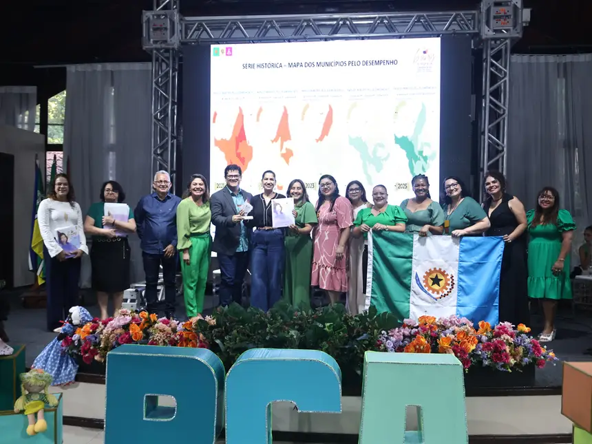  <div class='credito_fotos'>Foto: Jorge Júnior/GEA   |   <a href='/midias/2025/originais/20251203075500-GF00016748-F00211458.webp' download><i class='fa-solid fa-download'></i> Download</a></div>