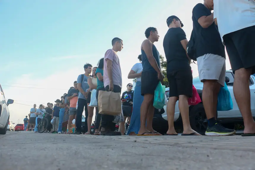 Inscritos na competição realizaram a doação de brinquedos e alimentos para garantir a felicidade de famílias no natal