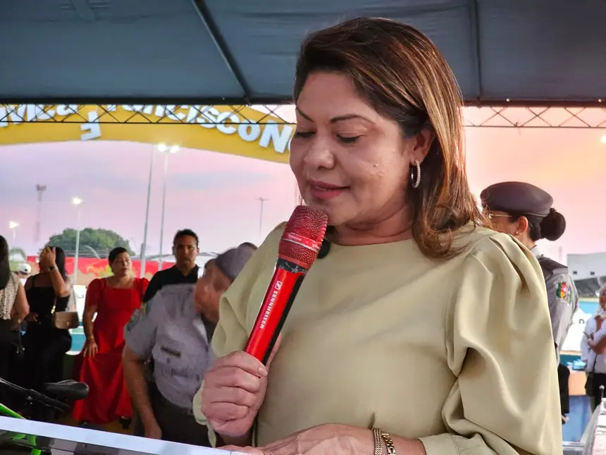 A Secretária Adjunta de Políticas Educacionais, Sandra Casimiro 