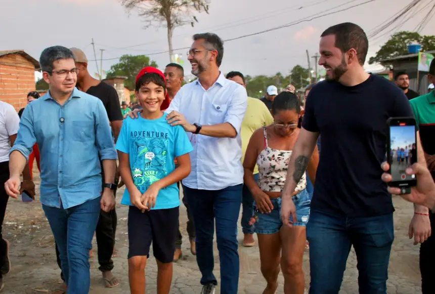 Senador Randolfe Rodrigues e deputado Rodolfo Vale fazem parte da articulação para garantir consolidação da área