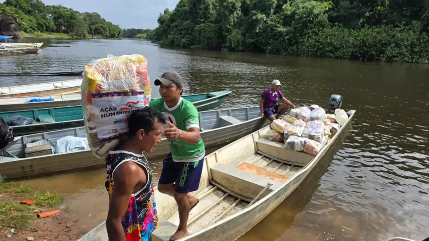 Foto: Márcia do Carmo/GEA Embarcações das aldeias são usadas para levar alimentos a localidades mais distantes