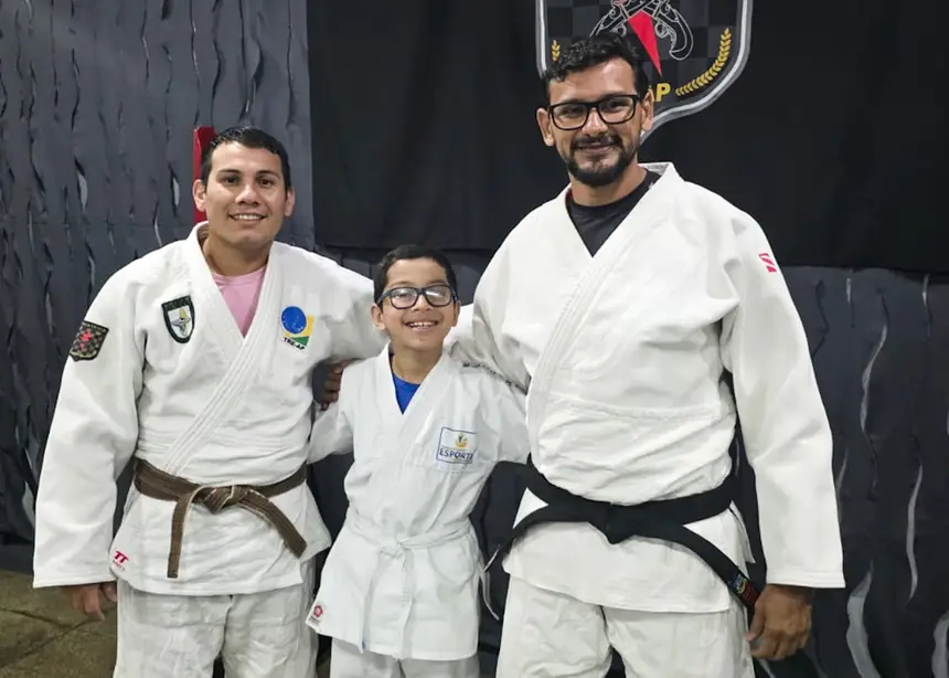 Sensei Fabrício, Enzo e Sensei Carlécio