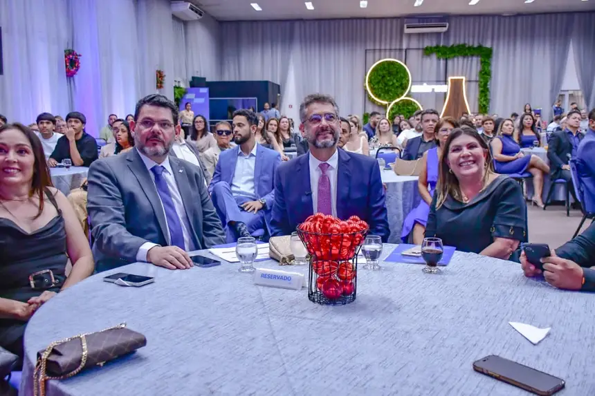  <div class='credito_fotos'>Foto: Max Renê/GEA &nbsp;&nbsp;|&nbsp;&nbsp; <a href='/midias/2025/originais/20251226121859-GF00016764-F00211984.webp' download><i class='fa-solid fa-download'></i> Download</a></div>