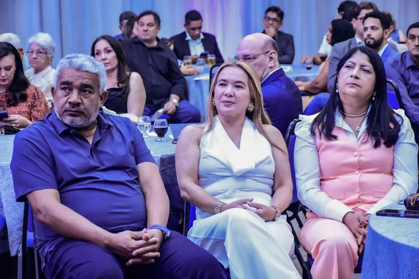  <div class='credito_fotos'>Foto: Max Renê/GEA &nbsp;&nbsp;|&nbsp;&nbsp; <a href='/midias/2025/originais/20251226121902-GF00016764-F00211987.webp' download><i class='fa-solid fa-download'></i> Download</a></div>