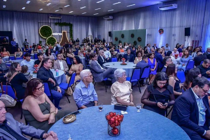  <div class='credito_fotos'>Foto: Max Renê/GEA &nbsp;&nbsp;|&nbsp;&nbsp; <a href='/midias/2025/originais/20251226121909-GF00016764-F00211993.webp' download><i class='fa-solid fa-download'></i> Download</a></div>